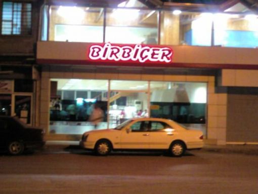 Adana Birbiçer Kebap Seyhan Bakımyurdu Caddesi'nde Siparişinizi Bekliyor